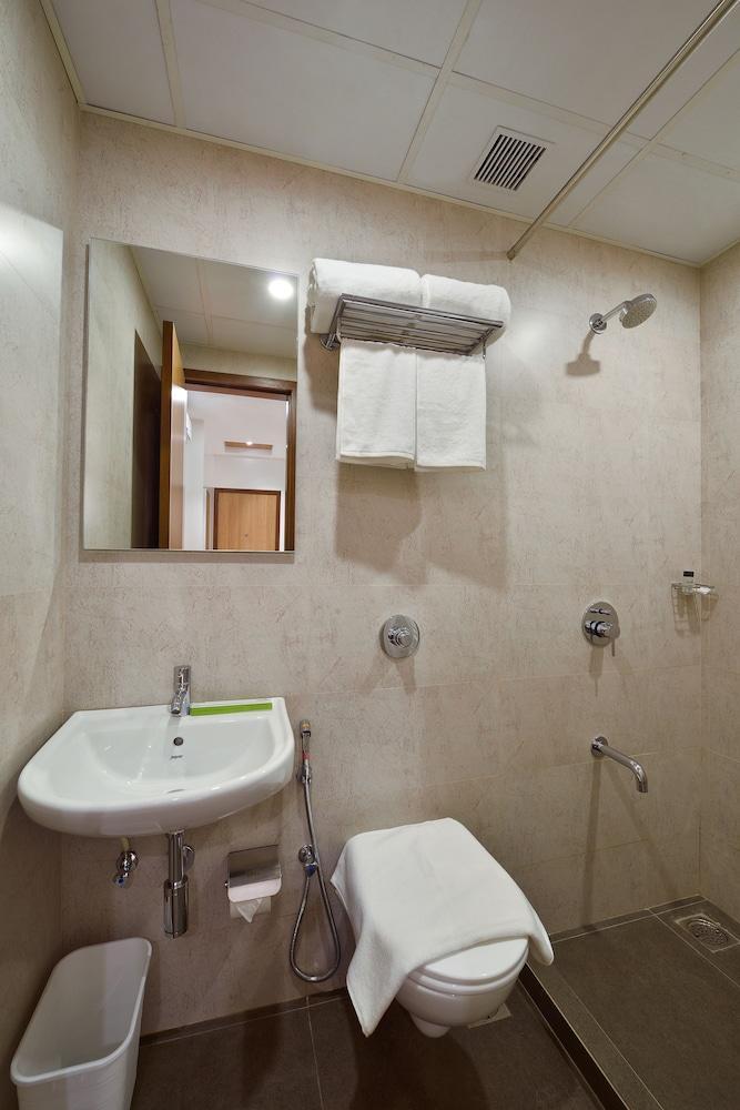Hotel Leafio Мумбаї Екстер'єр фото